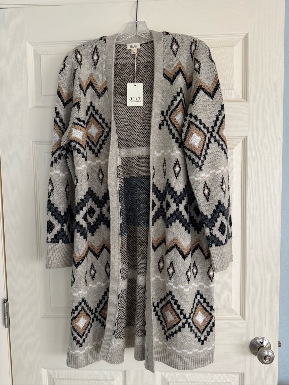 a.n.a Open-Front Geometric Knit Cardigan in Light Gray, Tan, Black